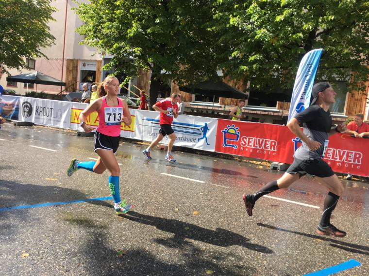 40596458_1902606096712559_6016278647936122880_n